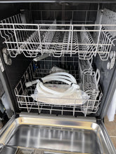 Load image into Gallery viewer, Whirlpool Dishwasher - 0416
