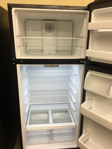 GE Black Refrigerator - 2190