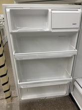 Load image into Gallery viewer, White Westinghouse Refrigerator - 3468

