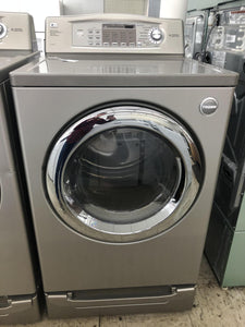 LG Front Load Washer and Gas Dryer Set - 5621-0829