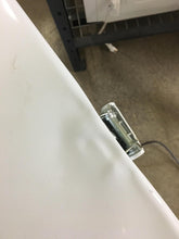 Load image into Gallery viewer, Hotpoint Chest Freezer - 4940

