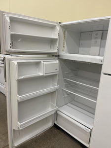 White Westinghouse Refrigerator - 3468