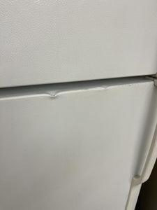 GE Refrigerator - 9502