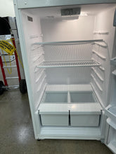 Load image into Gallery viewer, Whirlpool Refrigerator - 7135
