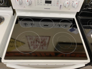 Samsung Electric White Stove - 8733