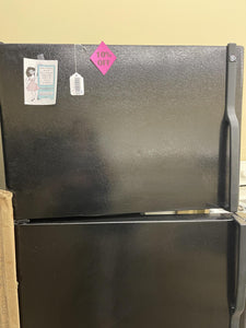 GE Black Refrigerator - 9183