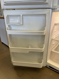 Frigidaire Refrigerator - 3674