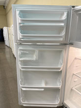 Load image into Gallery viewer, Kenmore Refrigerator - 5838
