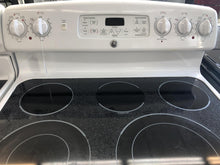 Load image into Gallery viewer, GE Electric Stove - 1767

