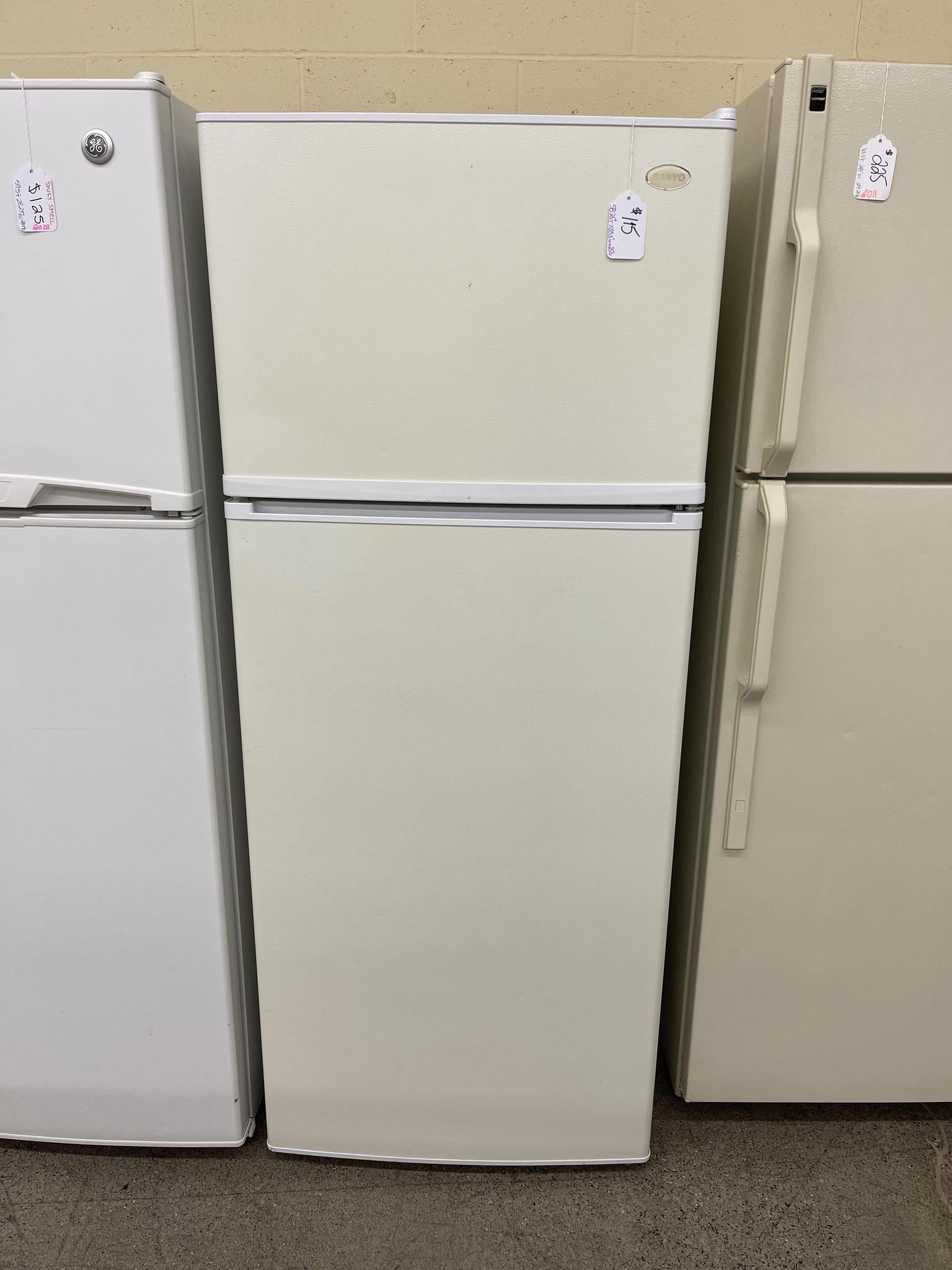 Sanyo Refrigerator - 1779 – Shorties Appliances And More, LLC