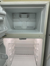 Load image into Gallery viewer, Frigidaire Refrigerator - 4511
