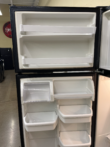 Whirlpool Refrigerator - 2119