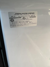 Load image into Gallery viewer, GE Refrigerator - 3966
