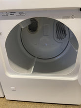 Load image into Gallery viewer, Amana Washer and Gas Dryer 0415 - 9083
