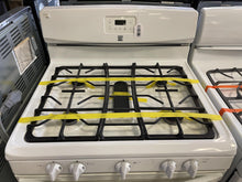 Load image into Gallery viewer, Kenmore White Gas Stove - 4770
