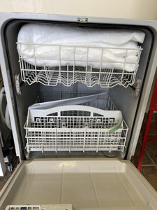 Whirlpool White Dishwasher - 1012