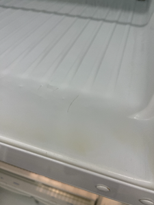 Magic Chef Refrigerator - 2566