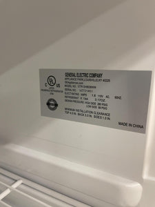 GE Refrigerator - 7500