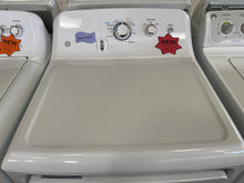 Load image into Gallery viewer, GE Washer and Gas Dryer Set - 7722 - 5527
