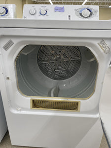 GE Washer and Gas Dryer Set - 9318 - 1001