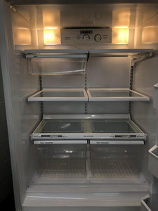 GE Refrigerator with Freezer on Bottom - 4237