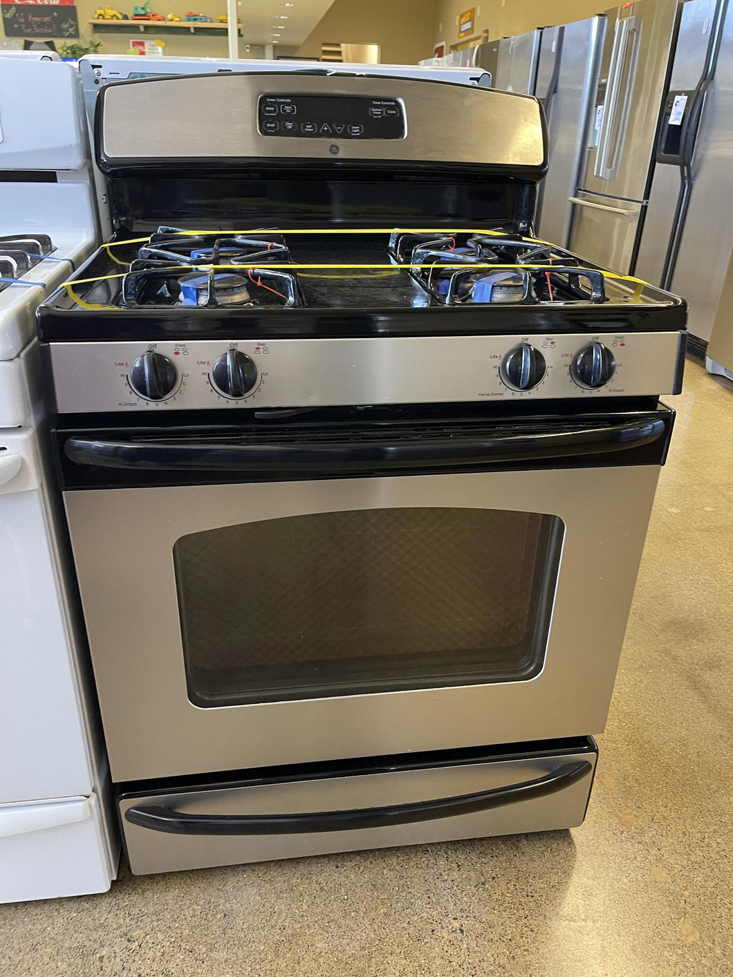 GE Stainless Gas Stove - 7206