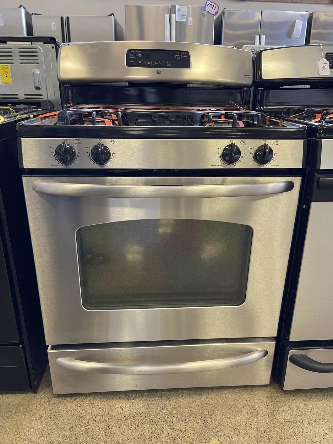 GE Stainless Gas Stove - 5017