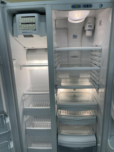 GE Side by Side Refrigerator - 2940