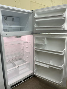 Kenmore Refrigerator - 3152