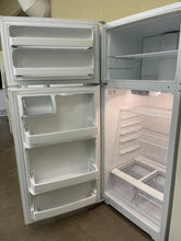 Load image into Gallery viewer, GE White Refrigerator - 8194
