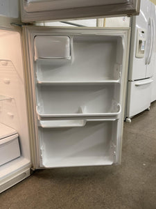 Frigidaire Refrigerator - 2915
