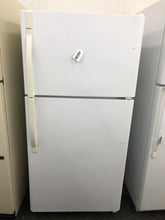 Load image into Gallery viewer, Kenmore Refrigerator 1630
