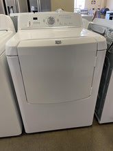 Load image into Gallery viewer, Maytag Washer and Electric Dryer Set - 6999 - 8431
