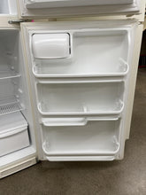 Load image into Gallery viewer, Kenmore Bisque Refrigerator - 7100
