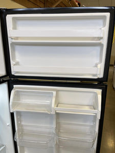 Whirlpool Black Refrigerator - 8581