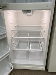 Kenmore Refrigerator - 7110
