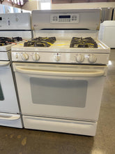Load image into Gallery viewer, GE Gas Stove - 7470

