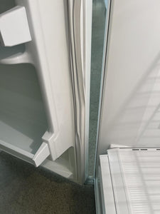 Frigidaire Refrigerator - 4124