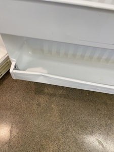 GE Bisque Refrigerator - 3252