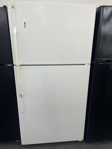 GE Refrigerator - 2809