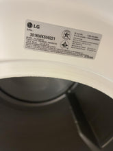 Load image into Gallery viewer, LG Gas Dryer - 3411
