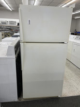 Load image into Gallery viewer, Amana Refrigerator - 4034
