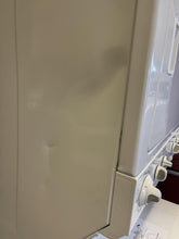 Load image into Gallery viewer, Kenmore Washer and Electric Dryer Stack - 2991
