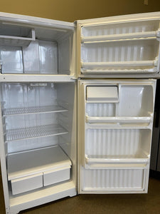 HotPoint Refrigerator - 0199