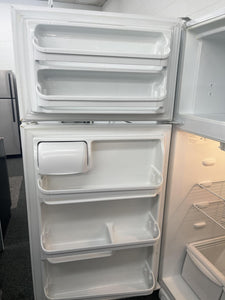 Kenmore Refrigerator - 2879