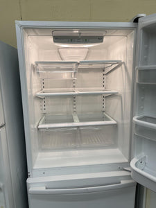 Whirlpool White Bottom Freezer Refrigerator - 5096