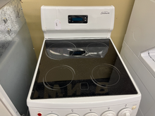 Load image into Gallery viewer, Sunbeam 20" Electric Stove - 1759
