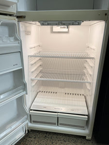 Kenmore Refrigerator - 5268