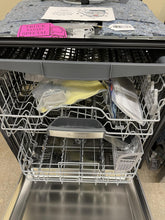 Load image into Gallery viewer, Bosch Stainless Dishwasher - 6071

