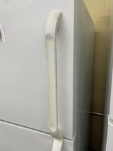 Load image into Gallery viewer, Gibson Refrigerator - 3180
